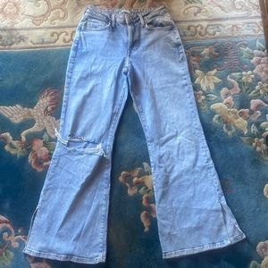 Forever 21 jeans with cut on the side. Worn once